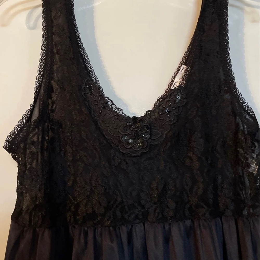 Lingerie Lace Teddy (Size M) - Picture 2 of 4